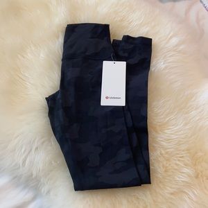 NWT Camo print Lululemon Align HR Pant 28”